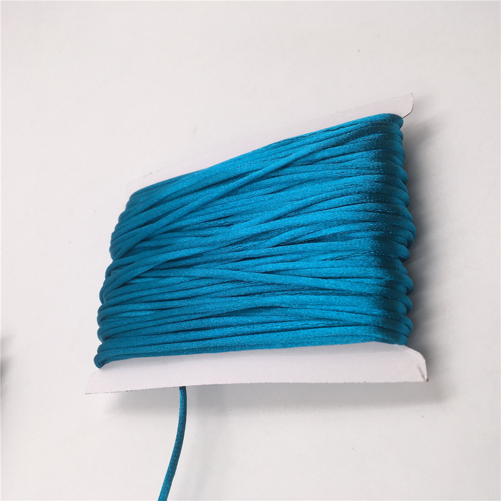 2mm Braided Macrame Silk Macra - Ribbon Wired Satin recension och pris
